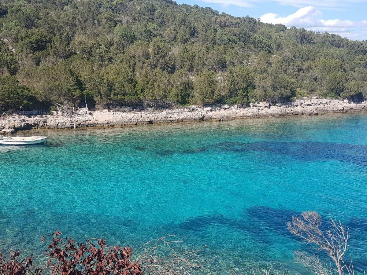 LovišteBlue Sea Blue Sky公寓 外观 照片